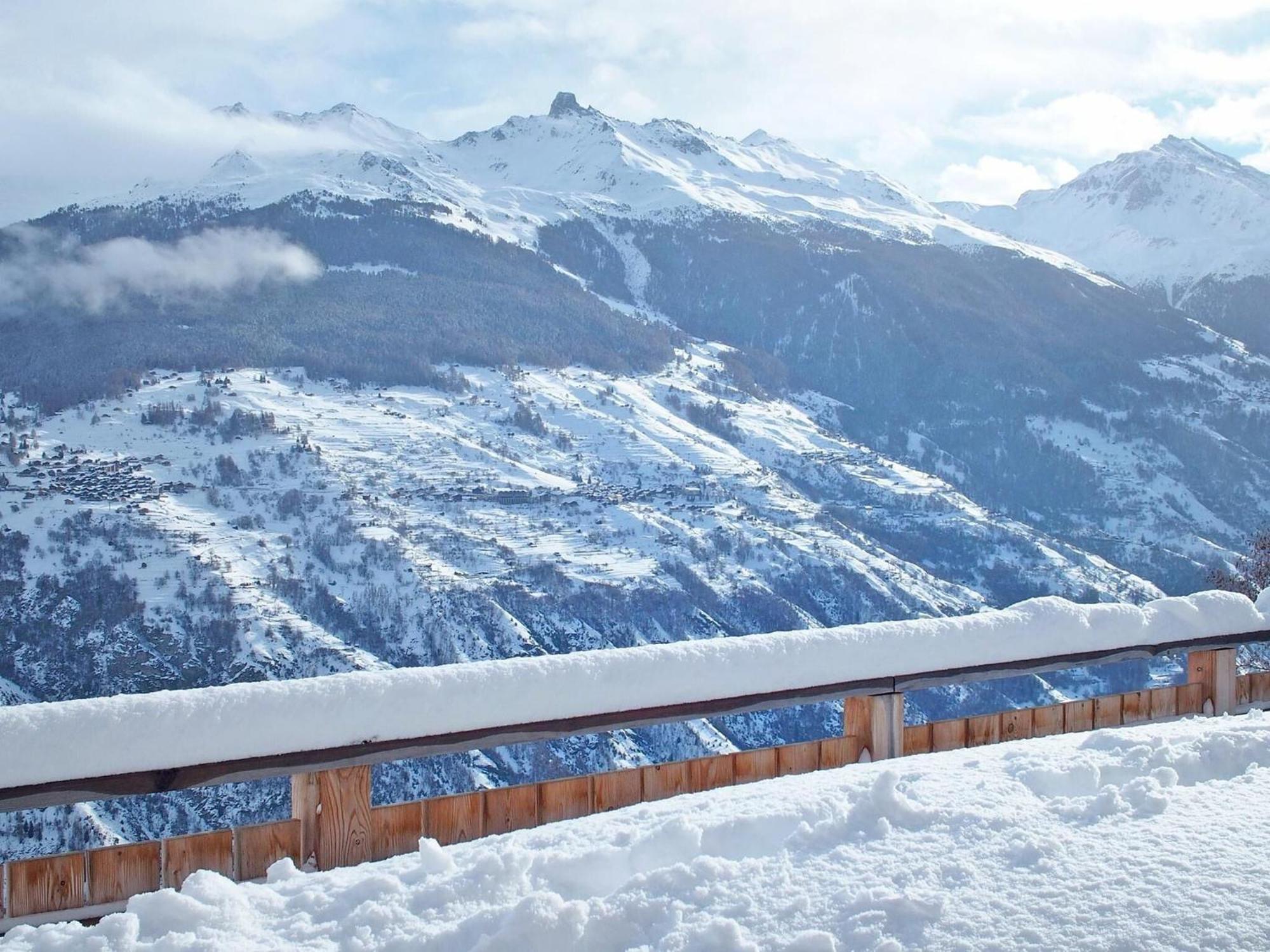 Mountain-View Chalet In Heremence With Terrace Exteriér fotografie